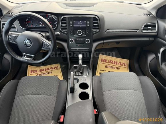 TEK EL 2022 MODEL Megane Sedan 1.3 TCe Joy EDC 40 BİN KM