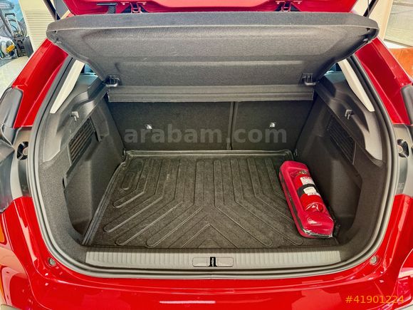 Premium Auto 35 - 6.708 Km-Hatasız-Geri Görüş Kameralı C4