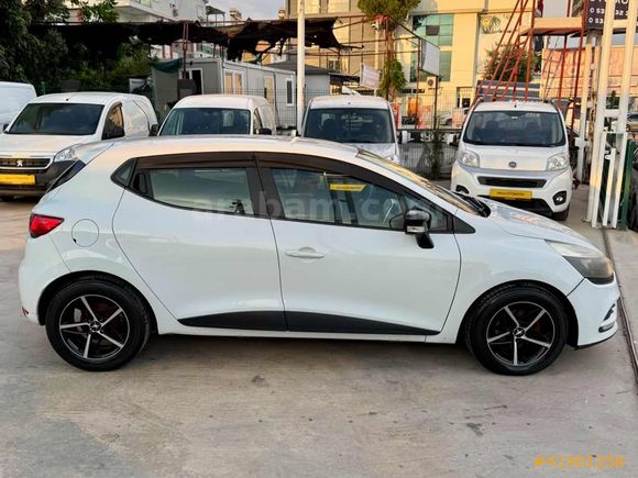 I AKCA I 2016 + MAKYAJLI KASA - LEDLİ + 1.5 DCİ JOY