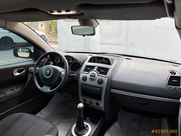 KARAAĞAÇ OTOMOTİV 2009 MODEL MEGANE II DİZEL
