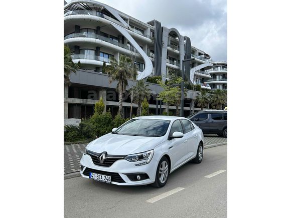 Sahibinden Renault Megane 1.3 TCe Joy 2020 Model 