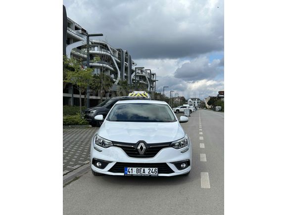 Sahibinden Renault Megane 1.3 TCe Joy 2020 Model 