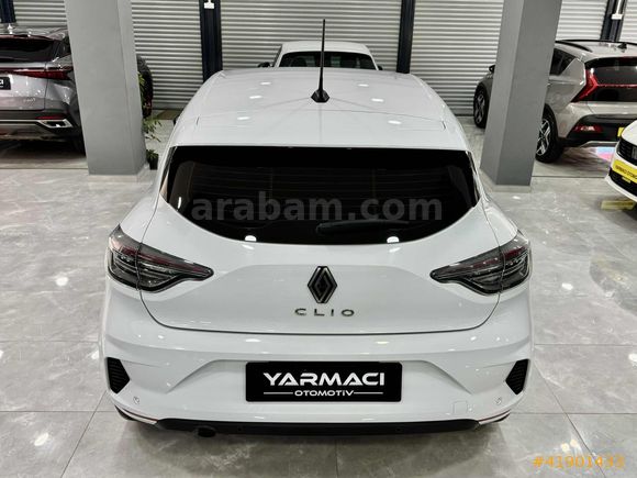 YARMACI OTOMOTİV'DEN 2024 CLİO EVOLUTİON HATASIZ BOYASIZ