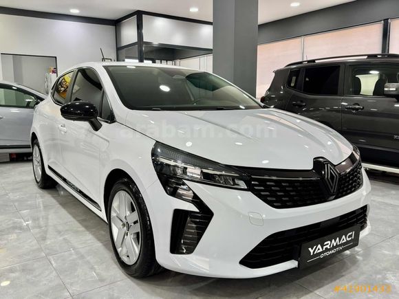 YARMACI OTOMOTİV'DEN 2024 CLİO EVOLUTİON HATASIZ BOYASIZ