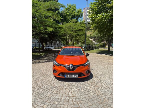 İkinci Sahibinden Renault Clio 1.0 TCe Touch 2023 Model 