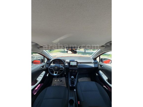 İkinci Sahibinden Renault Clio 1.0 TCe Touch 2023 Model 