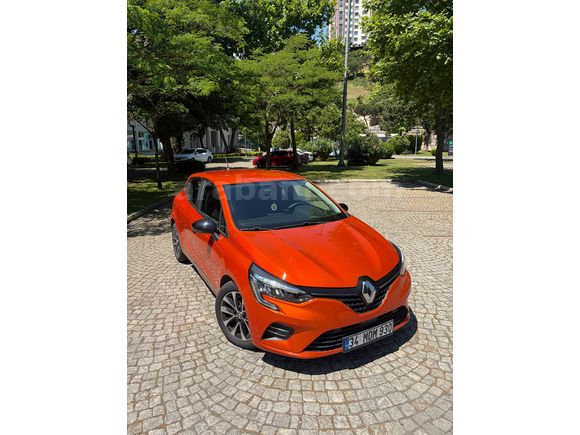 İkinci Sahibinden Renault Clio 1.0 TCe Touch 2023 Model 
