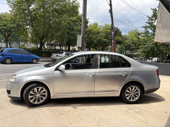 Galeriden Volkswagen Jetta 1.6 Primeline 2007 Model Kocaeli