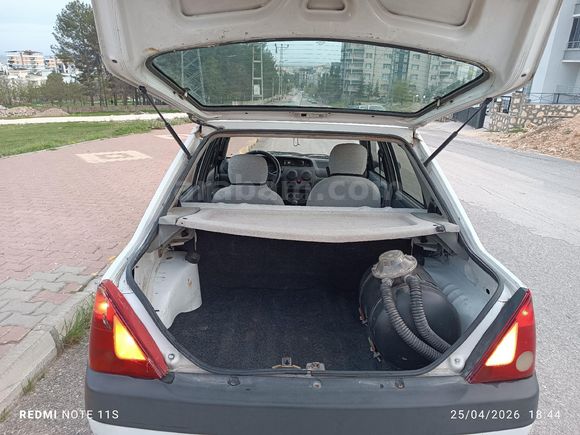 TOFAŞ PARASINA KLİMALI CLİO MOTORLU DACİA