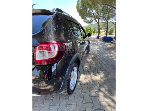 Sahibinden Dacia Sandero 1.5 dCi Stepway 2015 Model