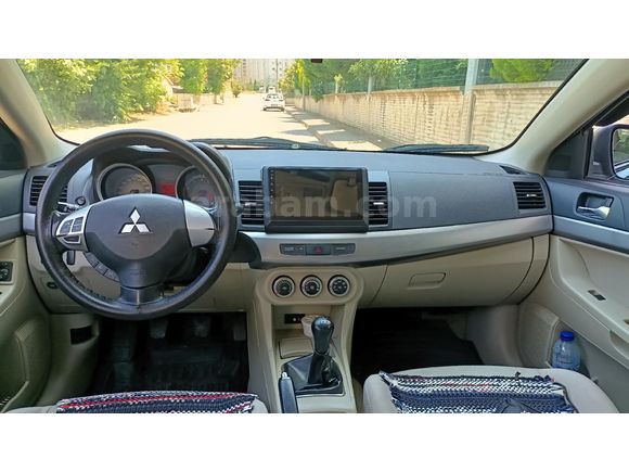 Sahibinden Mitsubishi Lancer 1.5 Invite 2009 Model