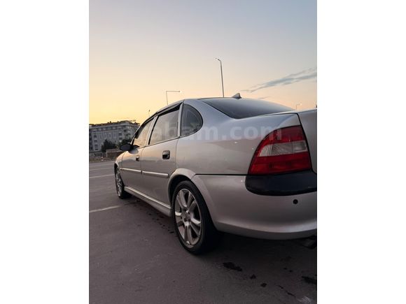 Sahibinden Opel Vectra 1.6 GL 1996 Model