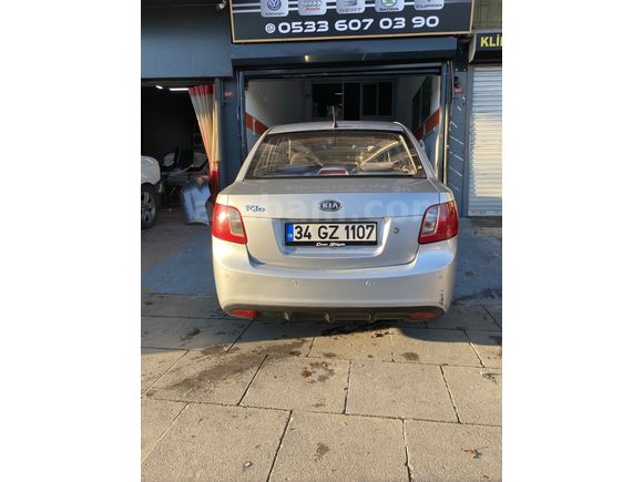 DÜŞÜK KİLOMETRELİ KİA 