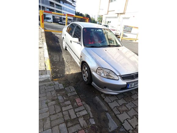 Sahibinden Honda Civic 1.6 i ES 2000 Model