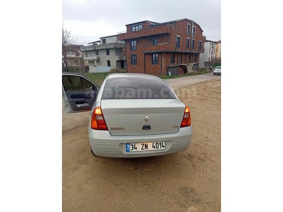 Sahibinden Renault Clio 1.4 RNA 2000 Model 
