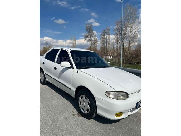 Sahibinden Hyundai Accent 1.5 GLS 1998 Model 
