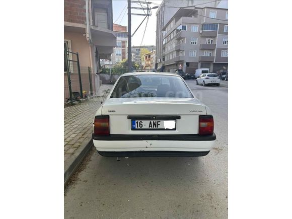 Sahibinden Opel Vectra 1.8 GL 1991 Model 