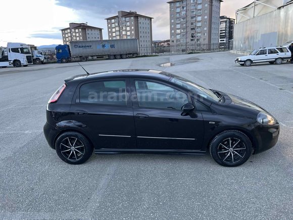 Sahibinden Fiat Punto EVO 1.4 Multiair Dynamic 2012 Model 