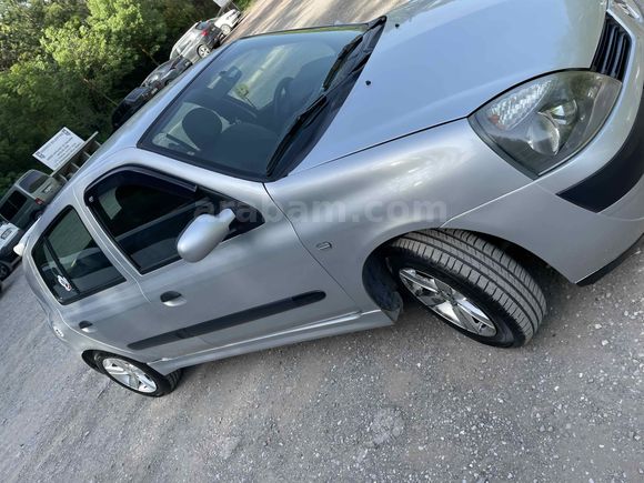 Sahibinden Renault Clio 1.2 Authentique 2006 Model 
