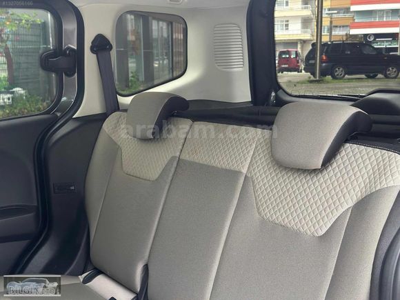 BİLGİN OTO 2020 MODEL FORD COURİER 1.5 TİTANİUM PLUS 30 BİN KM