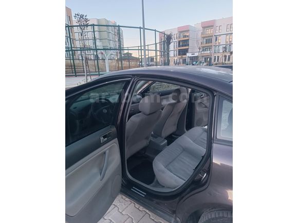 2004 PASSAT 0 MOTOR  ACİL SATILIKTIR 