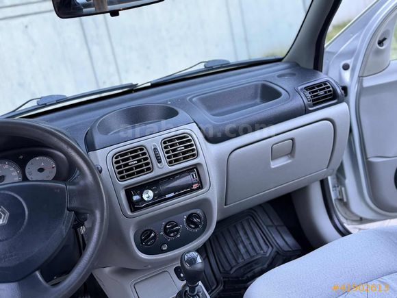 2004 HATASIZ BOYASIZ RENAULT CLİO 1.4 _KLİMALI_ LPG'Lİ 1. SINIF