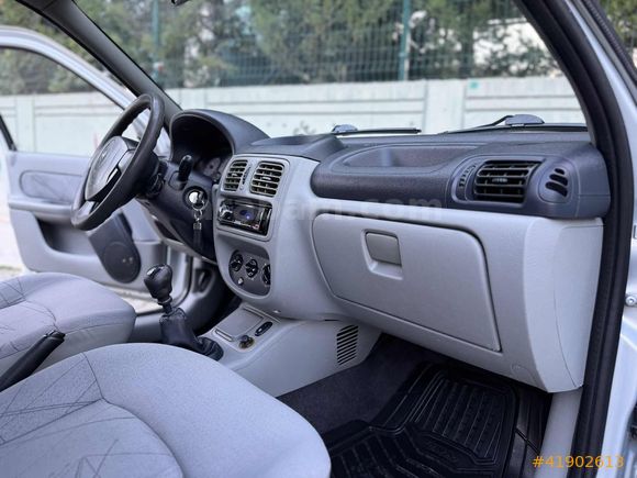 2004 HATASIZ BOYASIZ RENAULT CLİO 1.4 _KLİMALI_ LPG'Lİ 1. SINIF