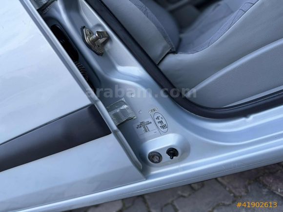 2004 HATASIZ BOYASIZ RENAULT CLİO 1.4 _KLİMALI_ LPG'Lİ 1. SINIF
