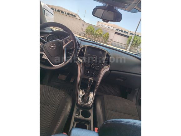Sahibinden Opel Astra 1.6 Cosmo 2010 Model 