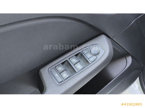 TÜRE'DEN 2024 RENAULT CLİO EVOLUTİON GSR2'Lİ %20 FATURALI