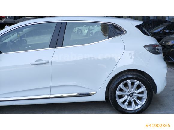 TÜRE'DEN 2024 RENAULT CLİO EVOLUTİON GSR2'Lİ %20 FATURALI