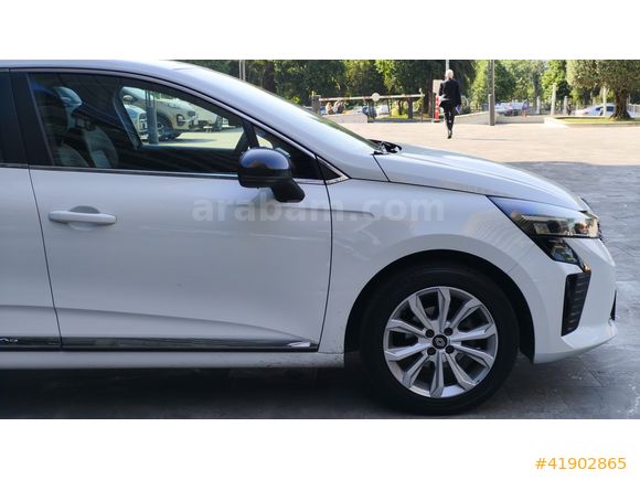 TÜRE'DEN 2024 RENAULT CLİO EVOLUTİON GSR2'Lİ %20 FATURALI
