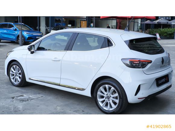 TÜRE'DEN 2024 RENAULT CLİO EVOLUTİON GSR2'Lİ %20 FATURALI