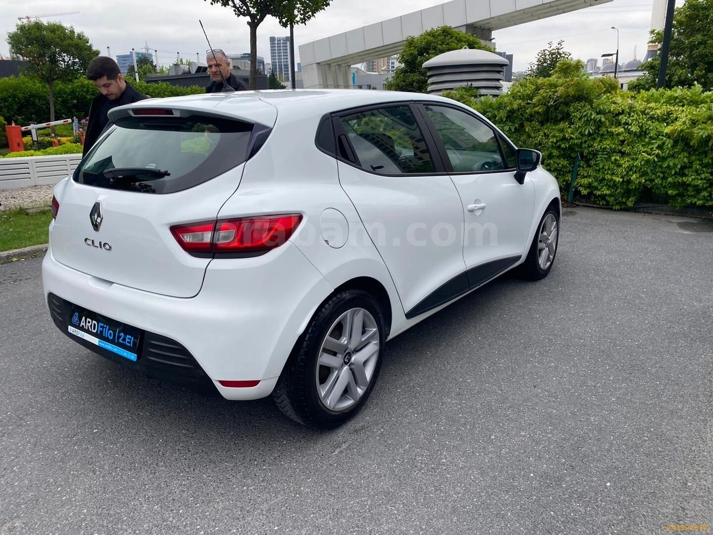 Galeriden Renault Clio 1.5 dCi Joy 2018 Model İstanbul 200.187 km Beyaz 6