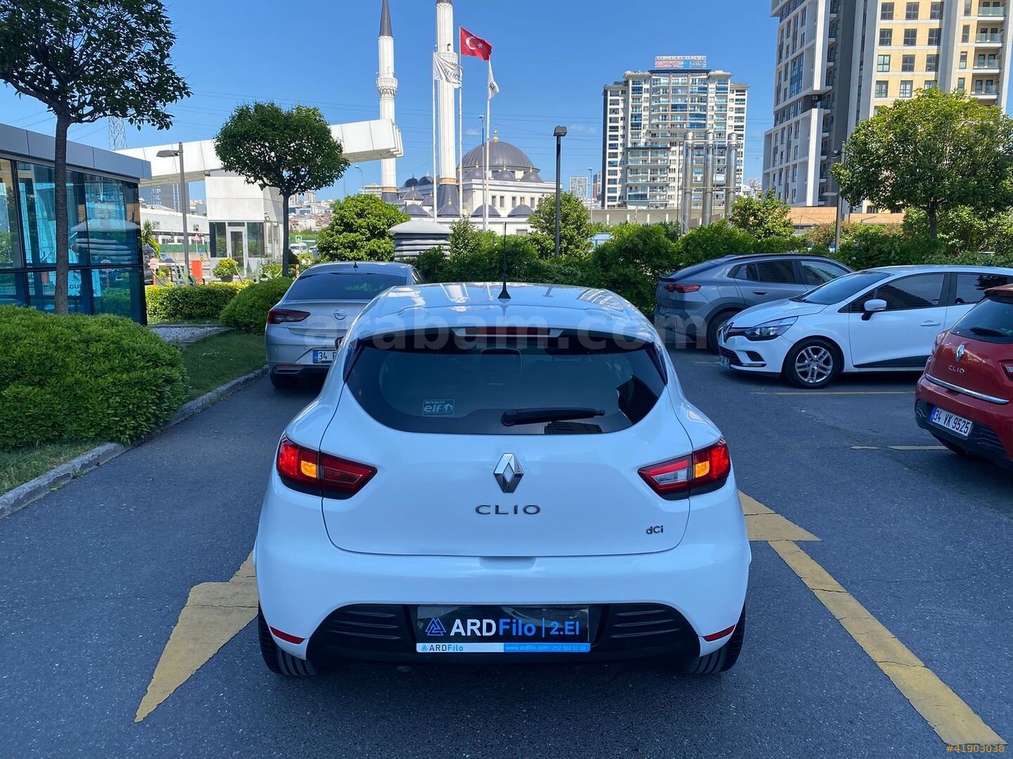Galeriden Renault Clio 1.5 dCi Joy 2018 Model İstanbul 188.456 km Beyaz 5
