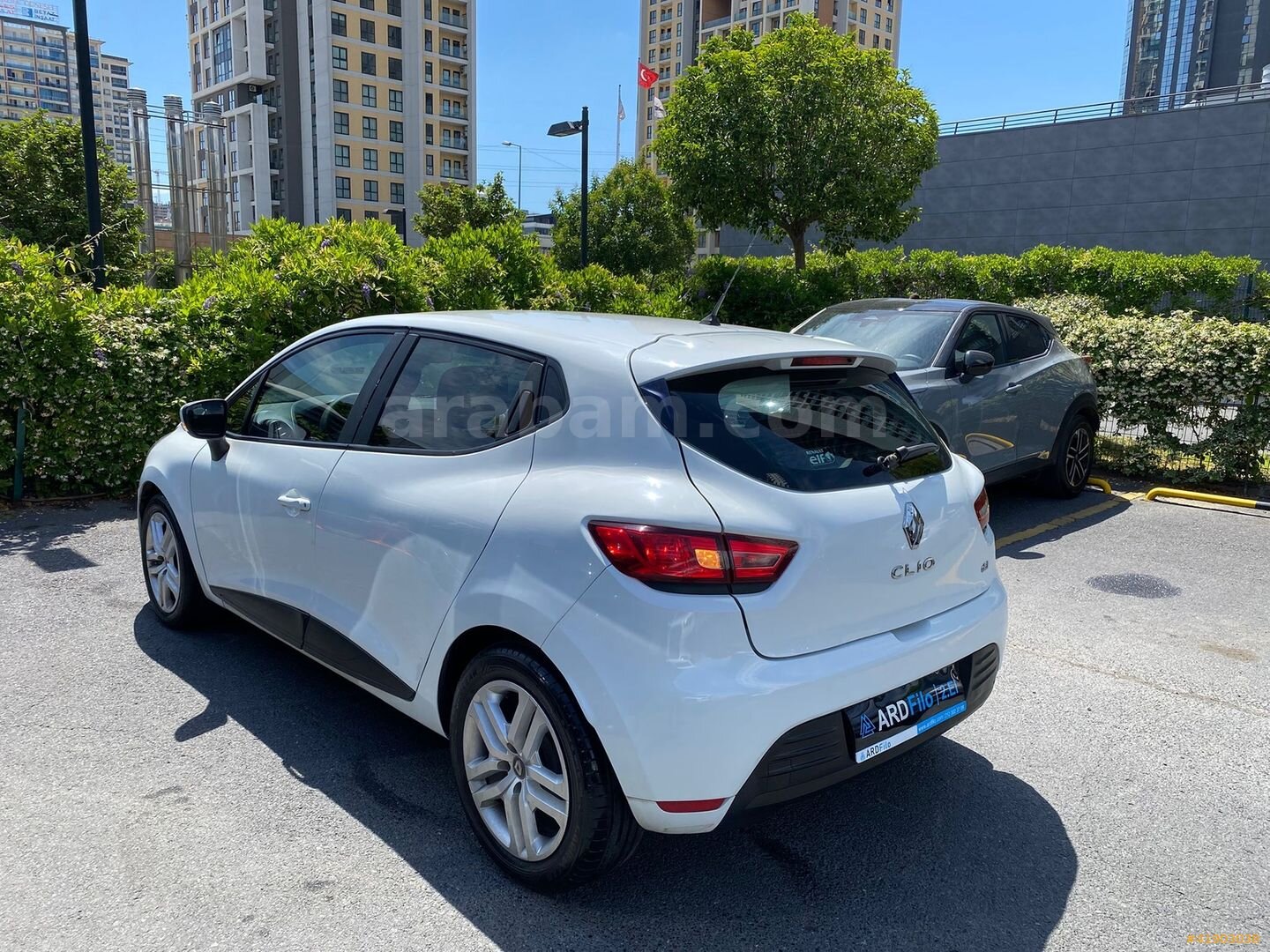 Galeriden Renault Clio 1.5 dCi Joy 2018 Model İstanbul 188.456 km Beyaz 4
