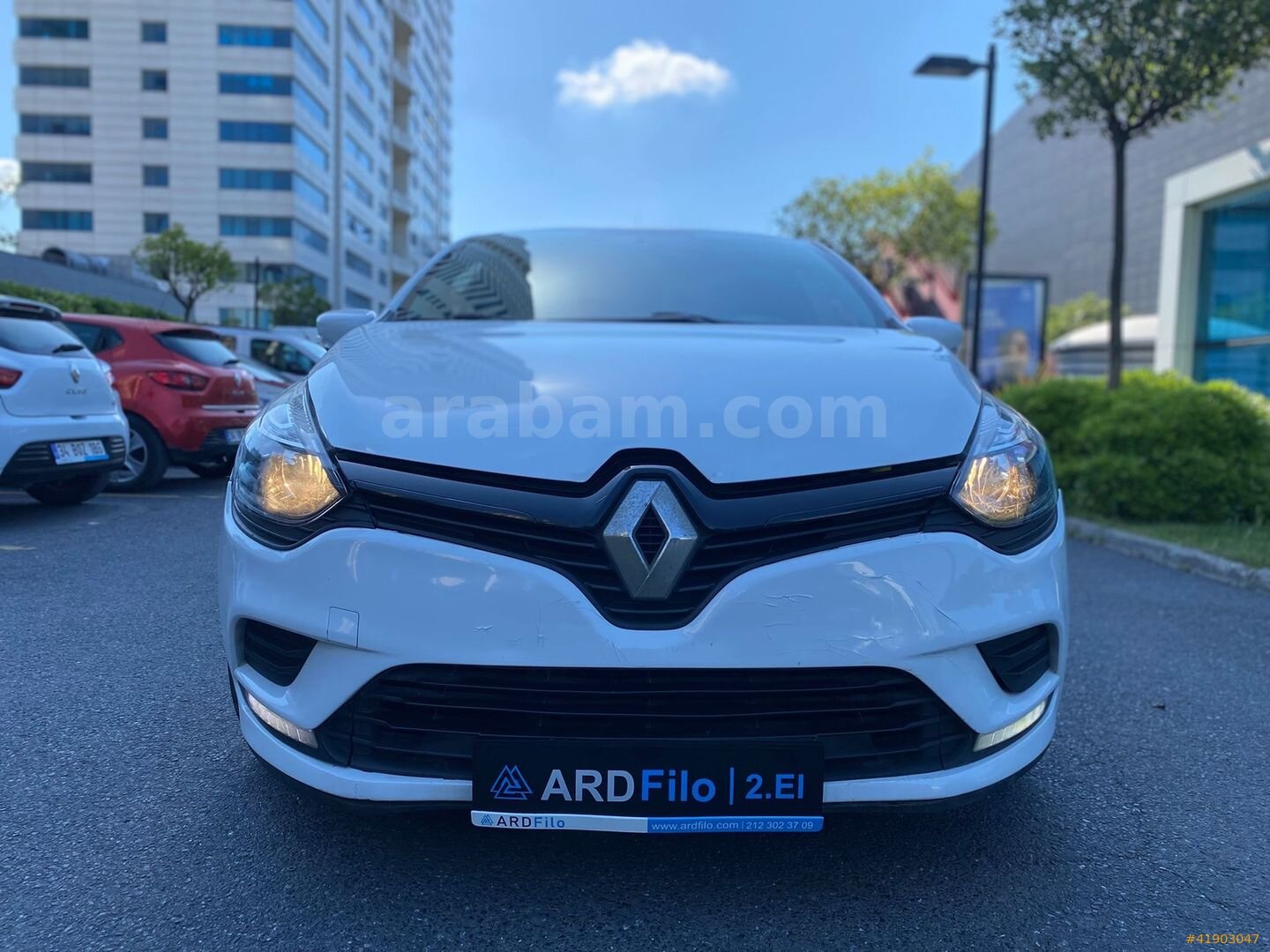 Galeriden Renault Clio 1.5 dCi Joy 2019 Model İstanbul 202.579 km Beyaz 7