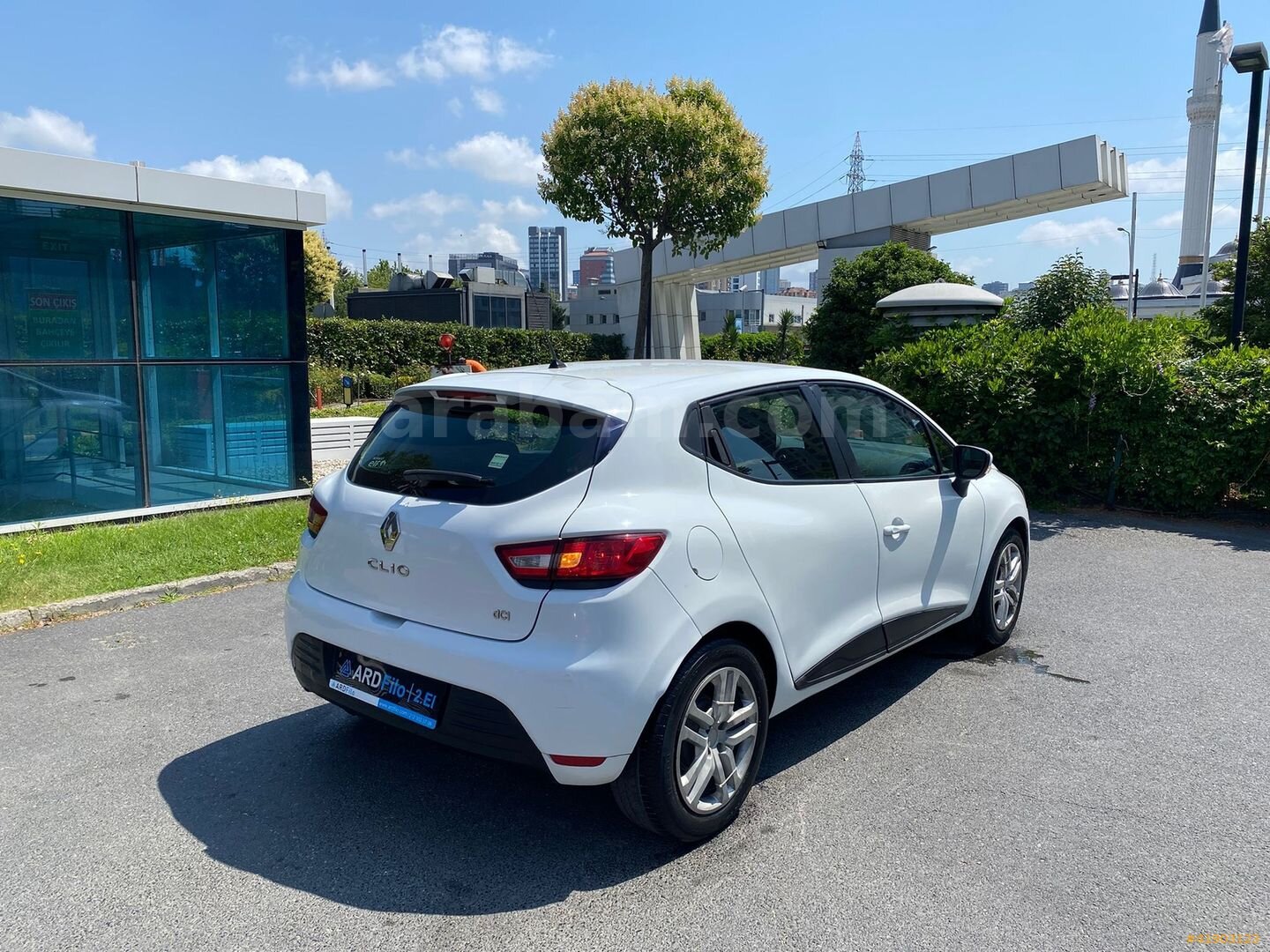 Galeriden Renault Clio 1.5 dCi Joy 2018 Model İstanbul 194.896 km Beyaz 6
