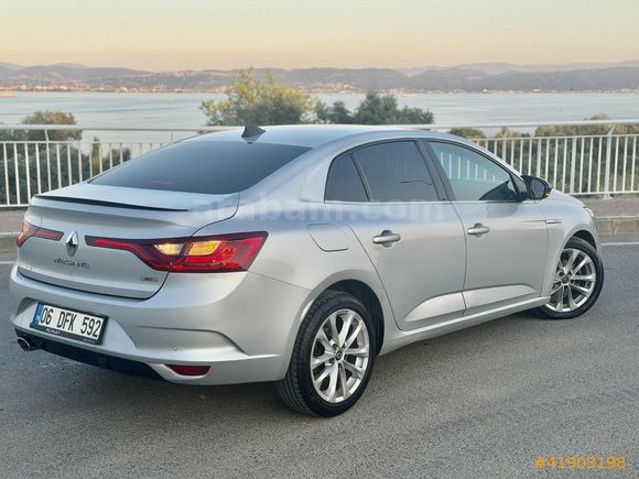 2018 MODEL// 162000.km// DEĞİŞENSİZ TRAMERSİZ/ İCON MEGANE 4