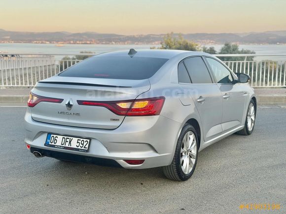 2018 MODEL// 162000.km// DEĞİŞENSİZ TRAMERSİZ/ İCON MEGANE 4