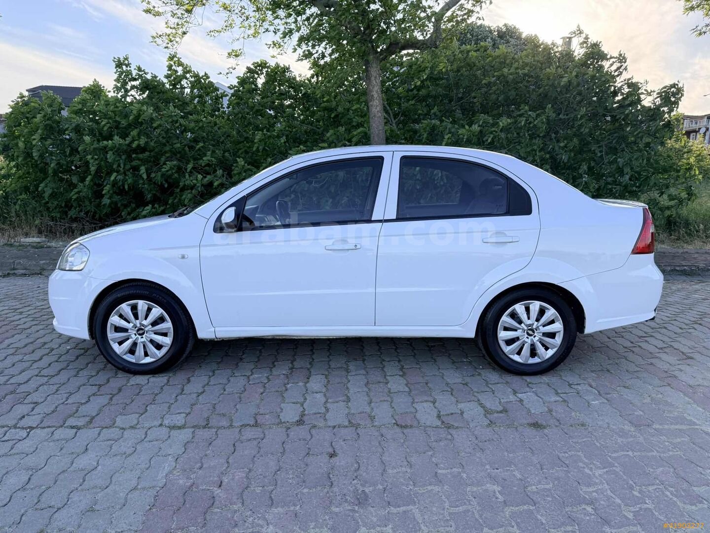 Galeriden Chevrolet Aveo 1.4 LS 2012 Model İstanbul 227.000 km Beyaz 7