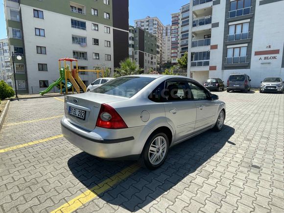 Sahibinden Ford Focus 1.6 TDCi Ghia 2006 Model 