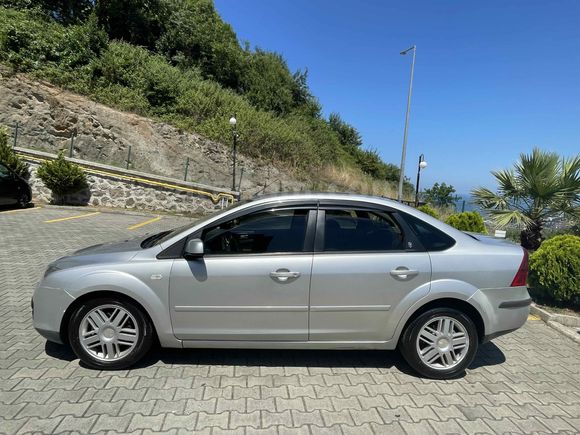 Sahibinden Ford Focus 1.6 TDCi Ghia 2006 Model 