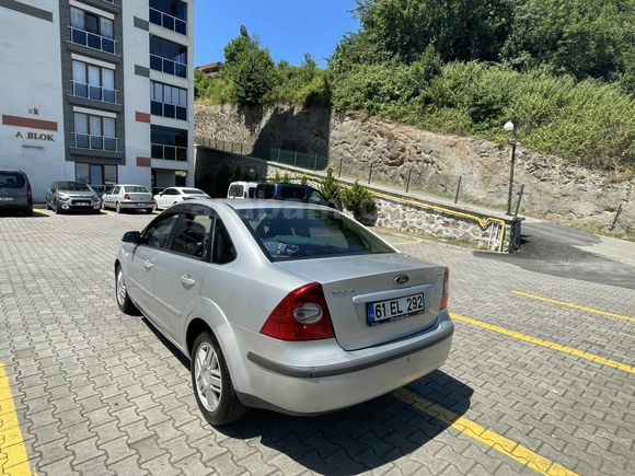 Sahibinden Ford Focus 1.6 TDCi Ghia 2006 Model 