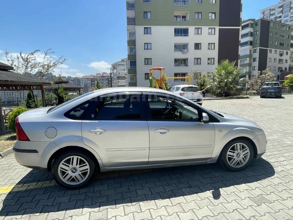 Sahibinden Ford Focus 1.6 TDCi Ghia 2006 Model 
