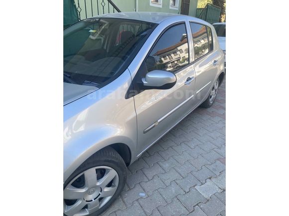 Sahibinden otomatik Renault Clio 1.5 dCi Extreme 2011 Model