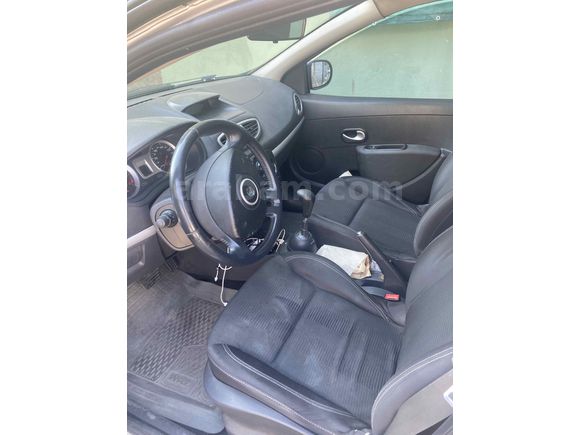 Sahibinden otomatik Renault Clio 1.5 dCi Extreme 2011 Model
