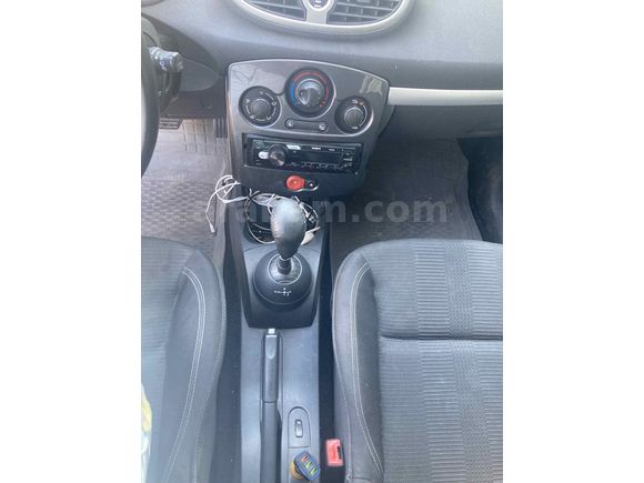 Sahibinden otomatik Renault Clio 1.5 dCi Extreme 2011 Model