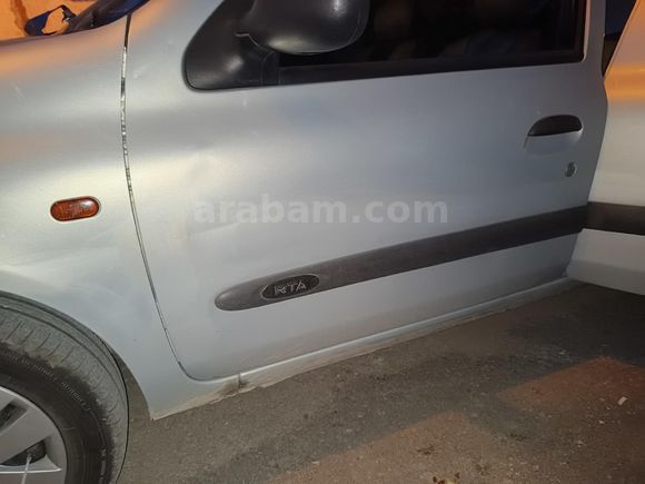 Sahibinden Renault Clio 1.4 RTA 2001 Model