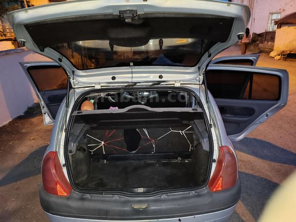 Sahibinden Renault Clio 1.4 RTA 2001 Model